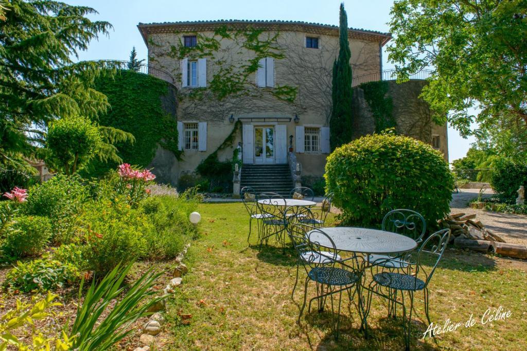 Отель Le Castel Du Mont Boise Montboucher-sur-Jabron Экстерьер фото